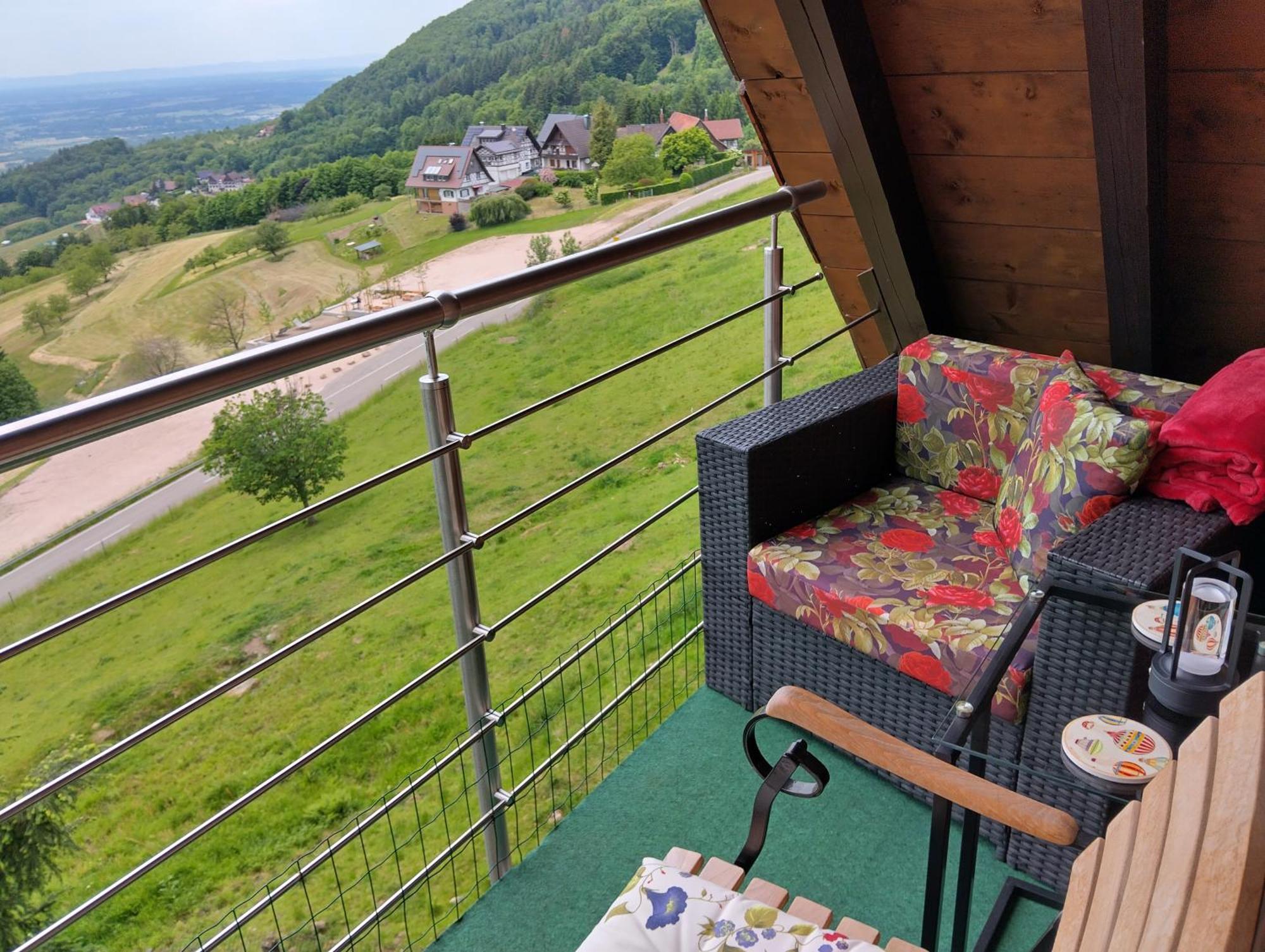 Haus "Guck - Ins - Tal" Apartment Sasbachwalden Exterior foto